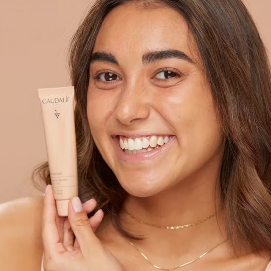 Caudalie Vinocrush Skin Tint Shade 1 Ενυδατική Κρέμα Προσώπου με Χρώμα με Υαλουρονικό Οξύ 30ml Caudalie Vinocrush Skin Tint Shade 1 Ενυδατική Κρέμα Προσώπου με Χρώμα με Υαλουρονικό Οξύ 30ml