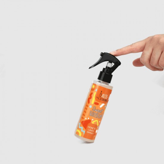 Aloe+ Colors Αρωματικό Spray Sweet Blossom 17293 150ml Aloe+ Colors Αρωματικό Spray Sweet Blossom 17293 150ml